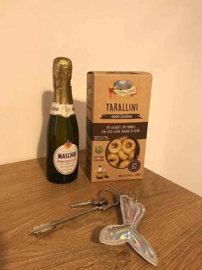 B&B Via Dell'Azzurra Bari 0*,