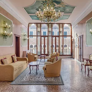 Pausania Hotel Venedig