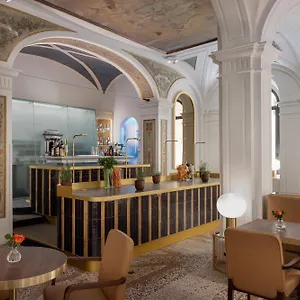 **** Hotel Maison Piazza Di Spagna Esperienze Italy